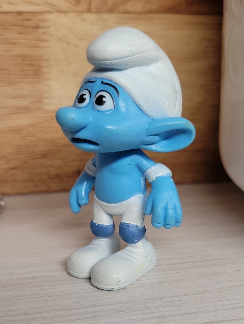 2011 Panicky Smurf McDonald's Happy Meal Figure